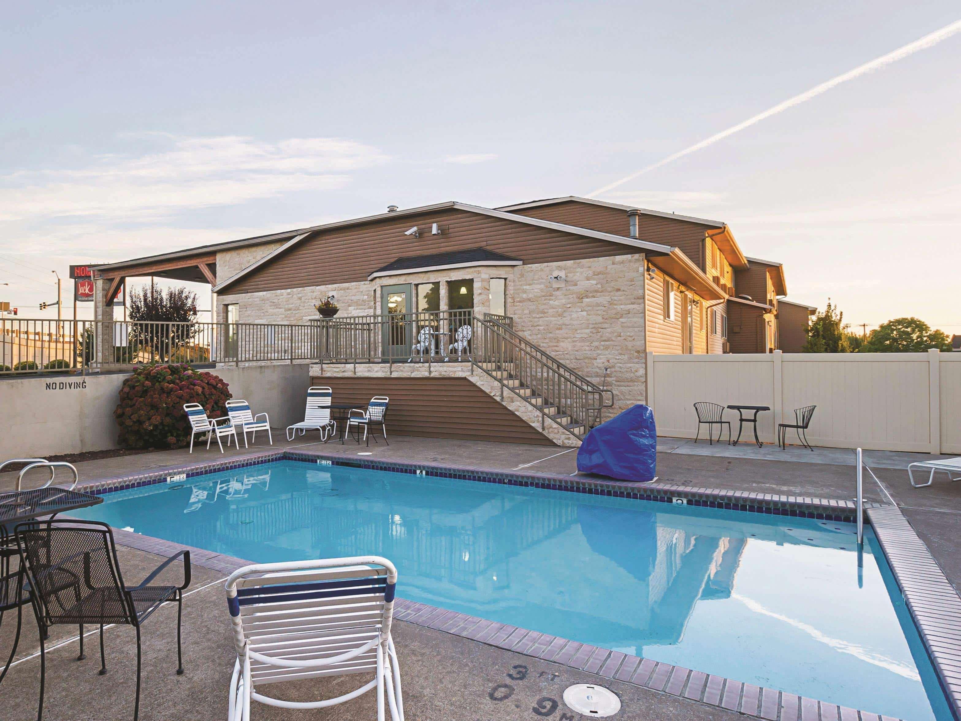 Hotel La Quinta By Wyndham Woodburn